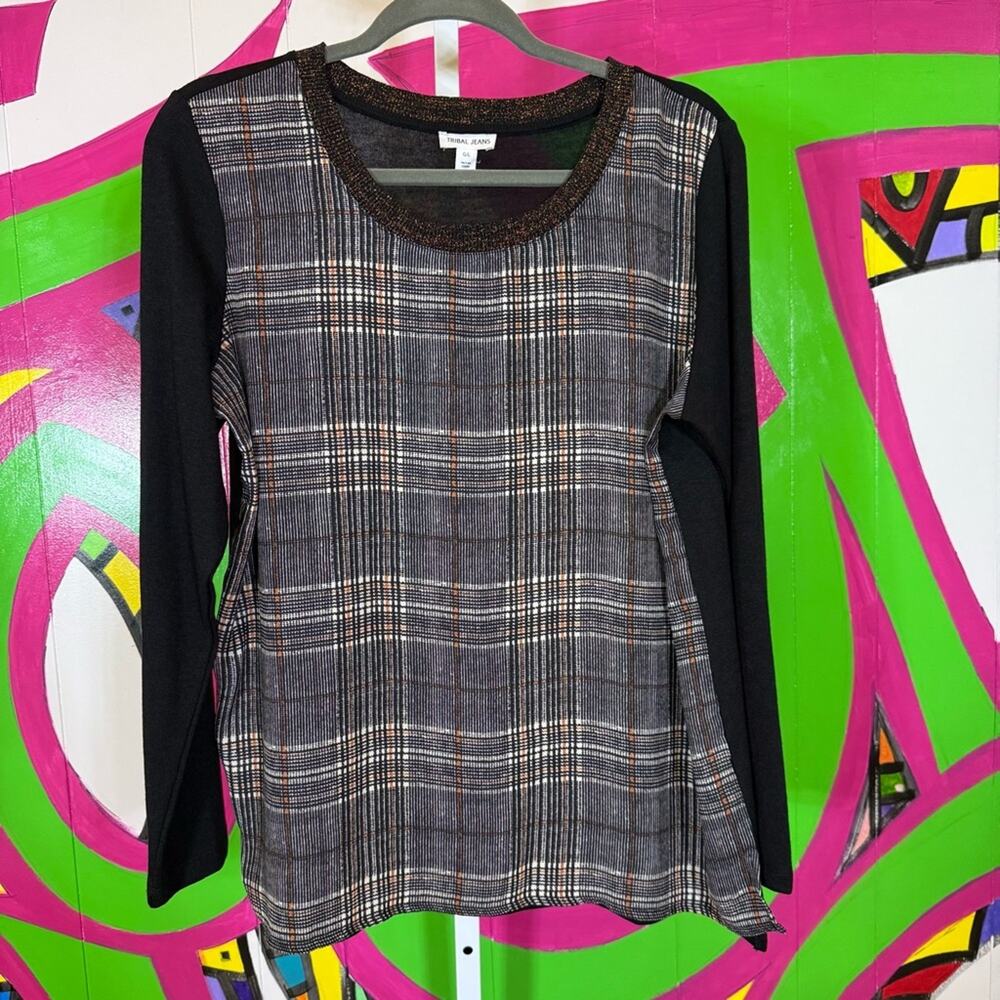 Tribal Jeans, Gray and Brown Boxy Long Sleeve Top. Size Large. Excellent cond!